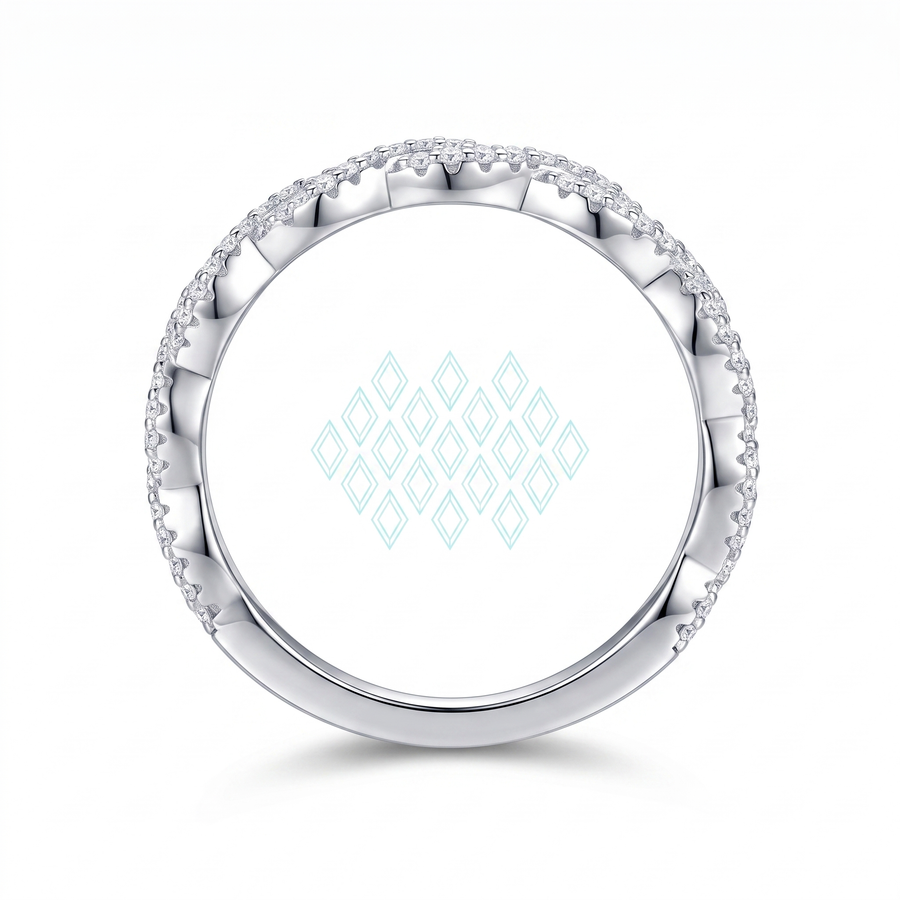 Bague Muyta en argent sterling 925 vue de face, anneau debout montrant le tour pavé