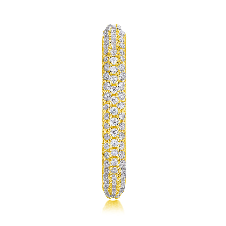 Bague Nemya en vermeil or 18 carats sur argent 925, vue de profil sur la tranche, gros plan sur le pavé